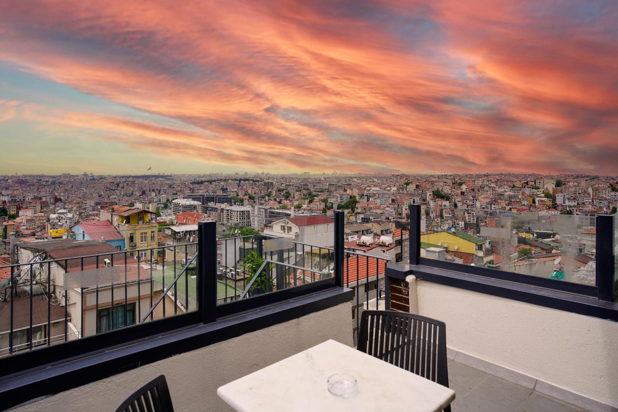 Faros Hotel Taksim-Special Category Estambul Exterior foto